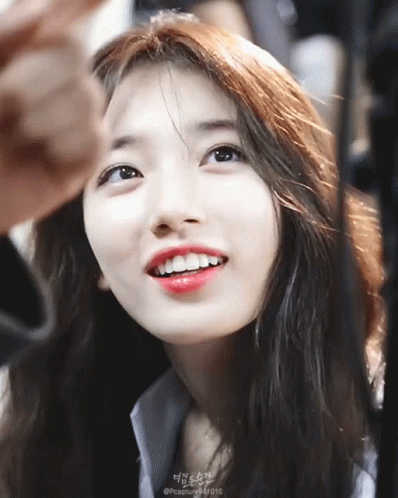 Suzy Bae Suzy GIF