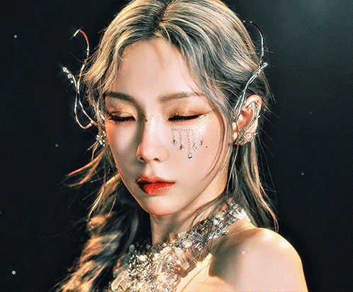 Taeyeon Kpop GIF