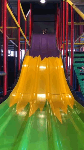 Toboggan Enfant GIF