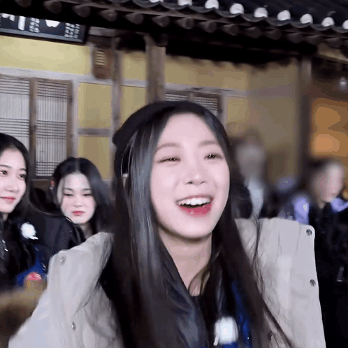 Triples Nien GIF