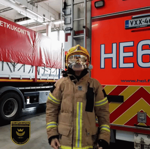 Tuonne Palomies GIF