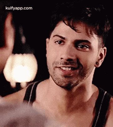 Varun Dhawan.Gif GIF