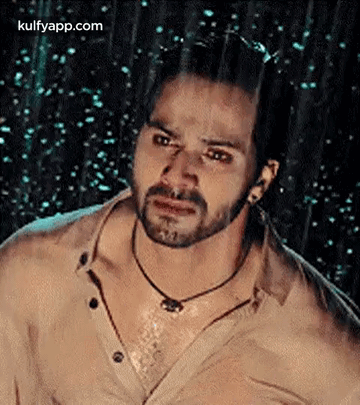 Varun Dhawan.Gif GIF