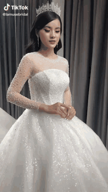 Vietnamese Girl GIF