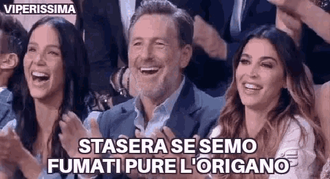 Viperissima Clapping GIF