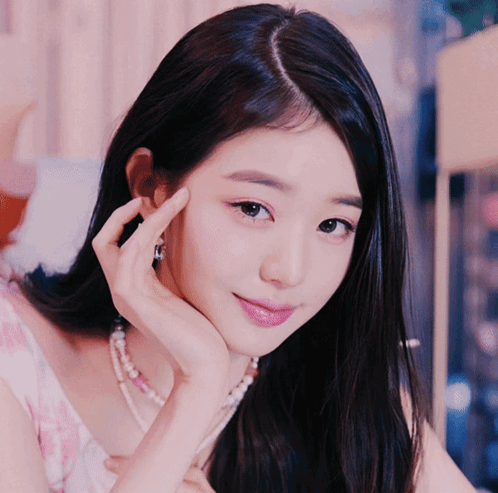 Wonyoung Bald GIF