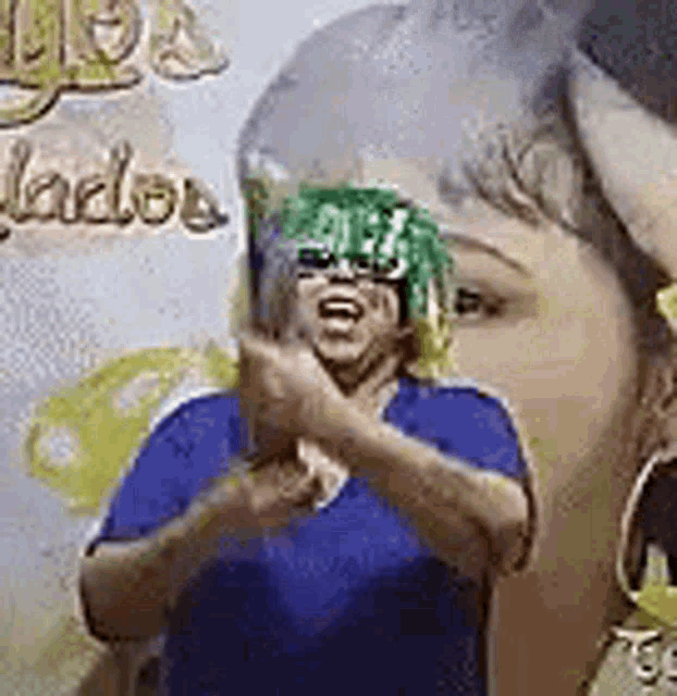 Y3ongi Tulla GIF