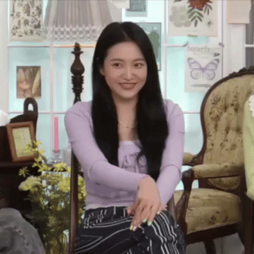Yeri Red Velvet GIF