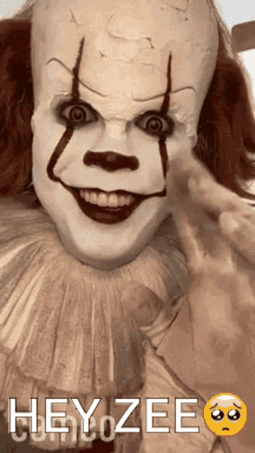 Zee Izabella GIF