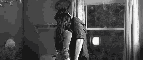 (1) Kiss Gifs | Tumblr On We Heart It - Http://Weheartit.Com/Entry/66517694/Via/Chasingthevodka… GIF