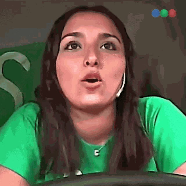 Aguantando Cande GIF