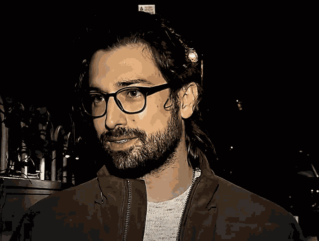 Alpnavruz Smiles GIF