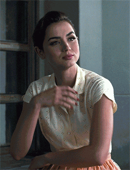 Ana De Armas Pretty GIF