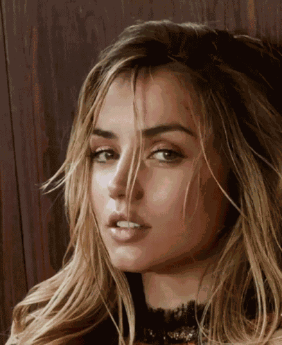 Ana De Armas GIF