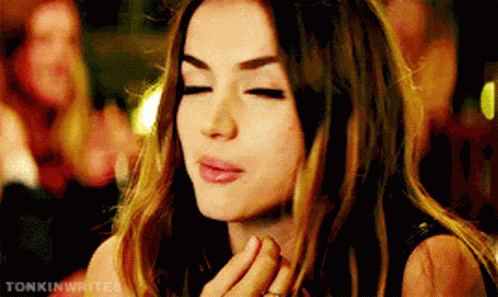 Ana De Armas GIF