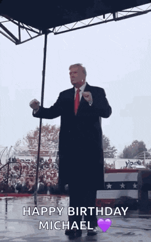 Anniversaire Trump GIF