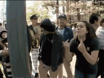Argument GIF