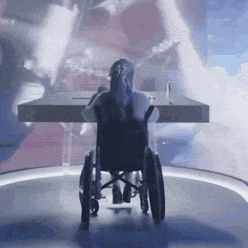 Ariana Grande Barbiaminaj GIF