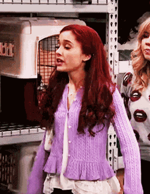 Ariana Grande GIF