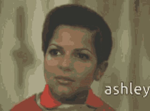 Ashleytalkinabt Ashleywillis GIF