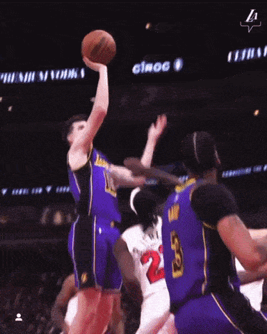 Austin Reaves Lakers GIF