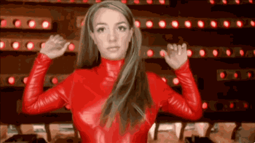 Bailando Britney Spears GIF