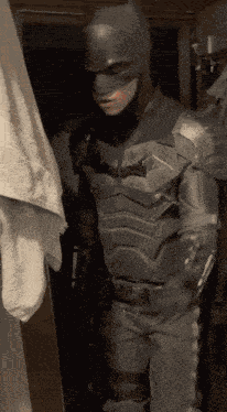 Batman Give Givebat GIF