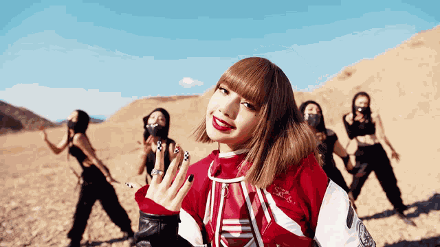 Blackpink Lisa GIF