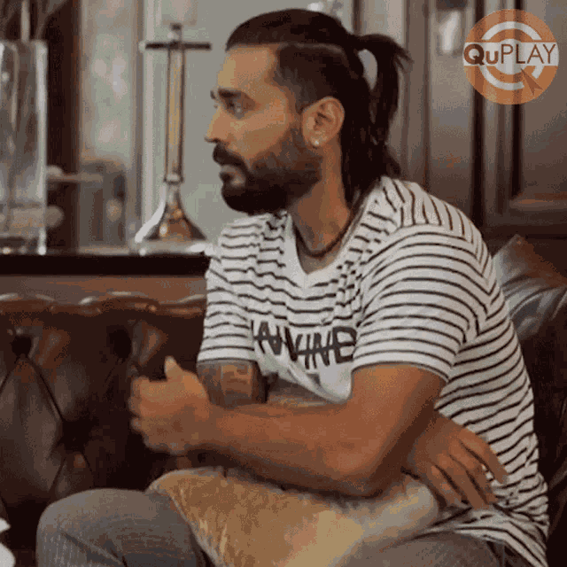 Bowing Murali Vijay GIF