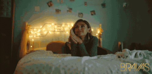 Bravas Amanda Antonella GIF