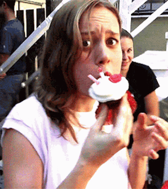 Brie Larson Cupcake GIF