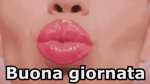 Buona Giornata Bacio Passa Una Bella Giornata GIF