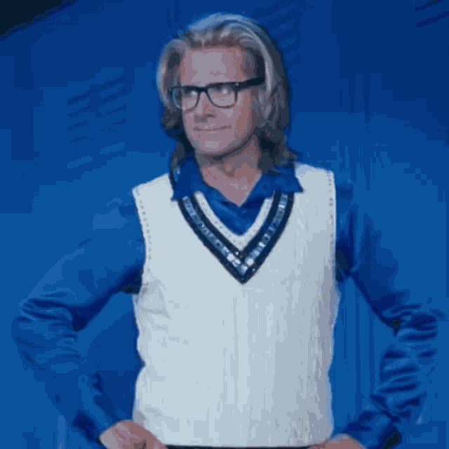 Burtwonderstonelocker Steve Carell Locker GIF