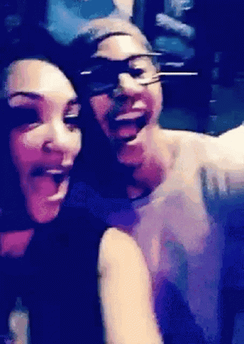 Carlos Valdes Keiynan Lonsdale GIF
