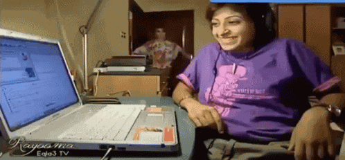 Christron3000 Hide Laptop Screen GIF