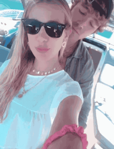 Clizia Incorvaia Paolo Ciavarro GIF