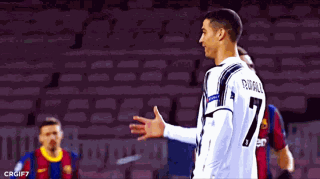 Cristiano Ronaldo Lionel Messi GIF