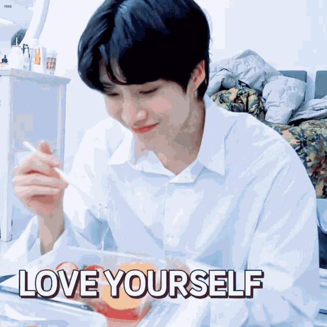 Daeyeol Love Yourself Golcha Golden Child GIF