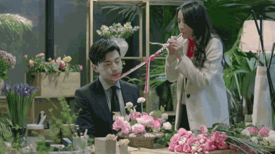 Denglun Dilraba GIF
