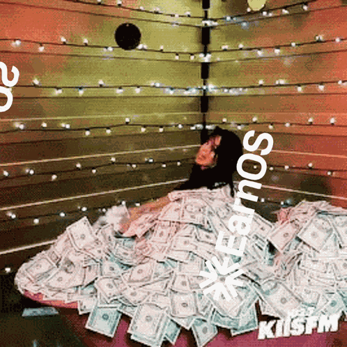 Earnos Money GIF