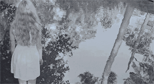 Elena Gilbert GIF