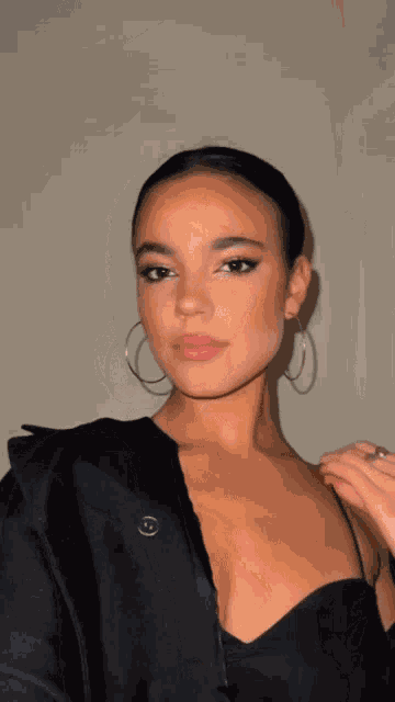 Ella Mendelsohn Glow Up GIF