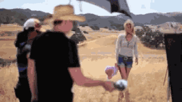 Emily Vancamp Beautiful GIF