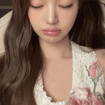 Enhvick Wonyoung GIF