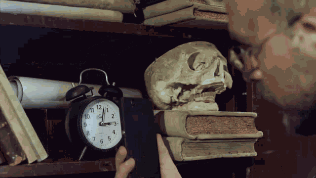 Ercevax Back In Time GIF