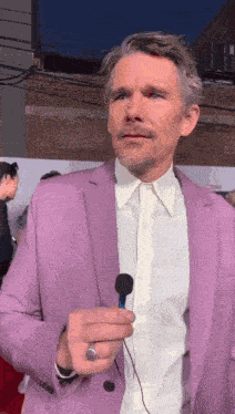Ethan Hawke Ethan Hawke Confused GIF