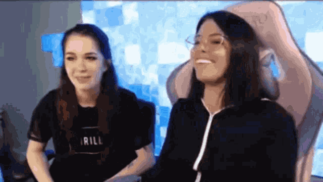 Evelyn Claire Adriana Chechik GIF