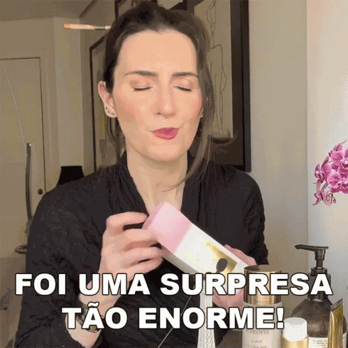 Foi Uma Surpresa Tão Enorme Cinthia Ferreira GIF