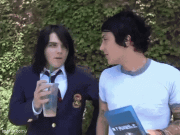 Gerard Way Illi GIF