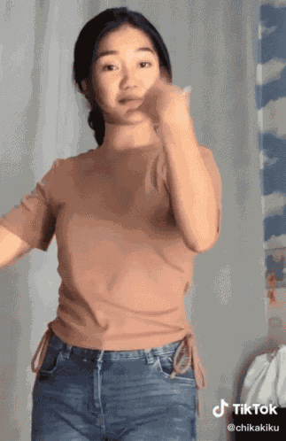 Goyang Tergiang Ngiang GIF